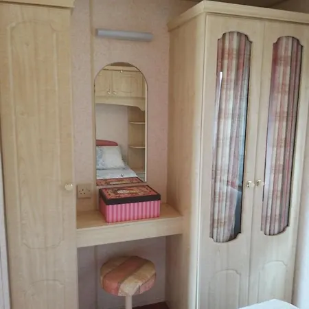 40 Antrimheightsbnb Mobile Self Catering Can Sleep 7 Esterno foto