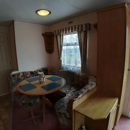40 Antrimheightsbnb Mobile Self Catering Can Sleep 7 Esterno foto