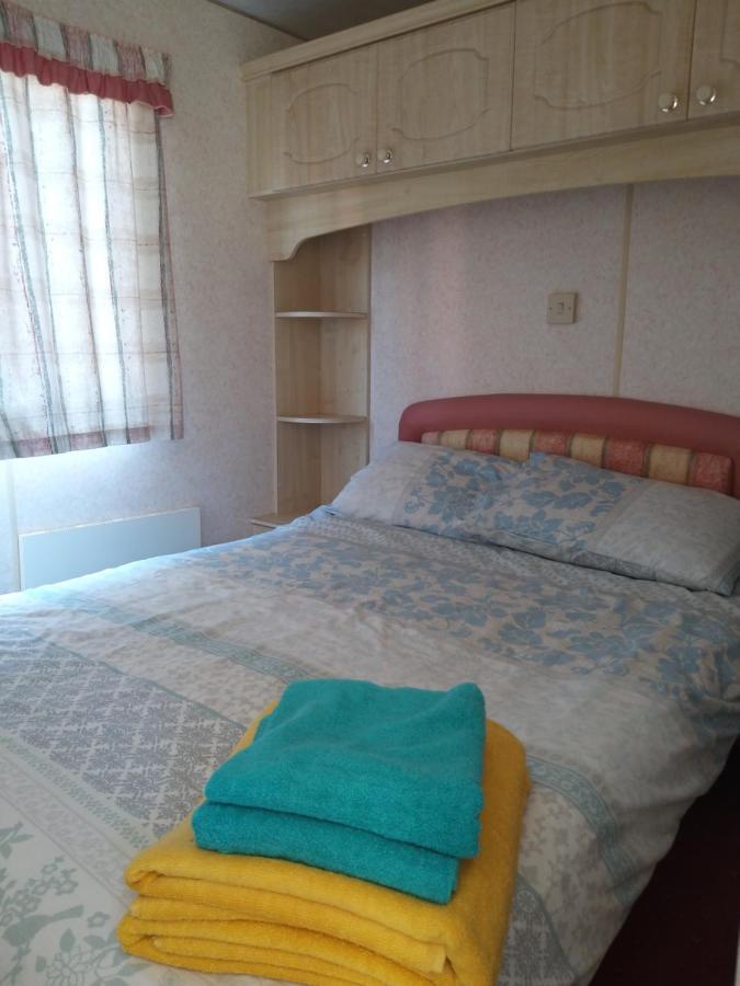 40 Antrimheightsbnb Mobile Self Catering Sleep 7 Apartment *